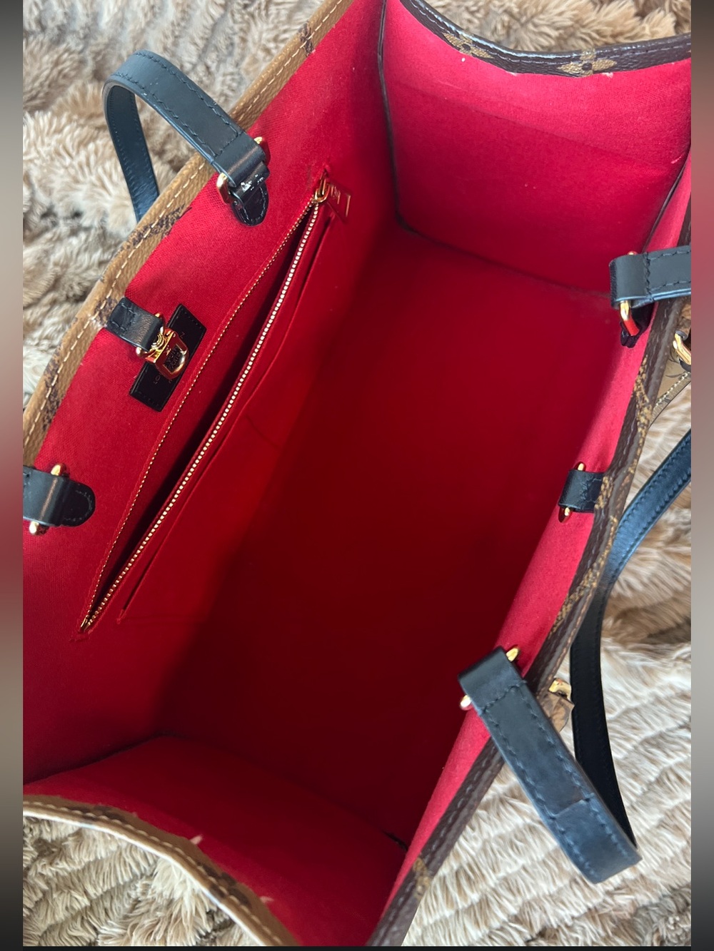 Louis Vuitton OnTheGo GM Monogram Reverse Tote Brown/Tan Red Interior + insert. - Picture 12 of 13